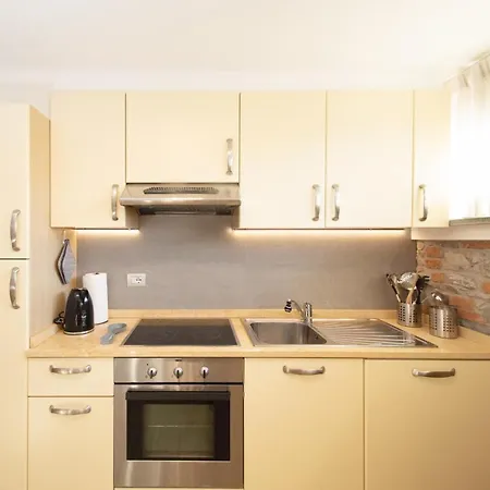 Rooftop Delight With Terrace דירה