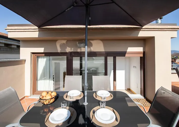 Rooftop Delight With Terrace Lucques