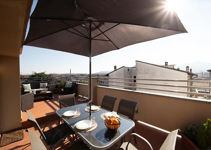Rooftop Delight With Terrace Appartement *
